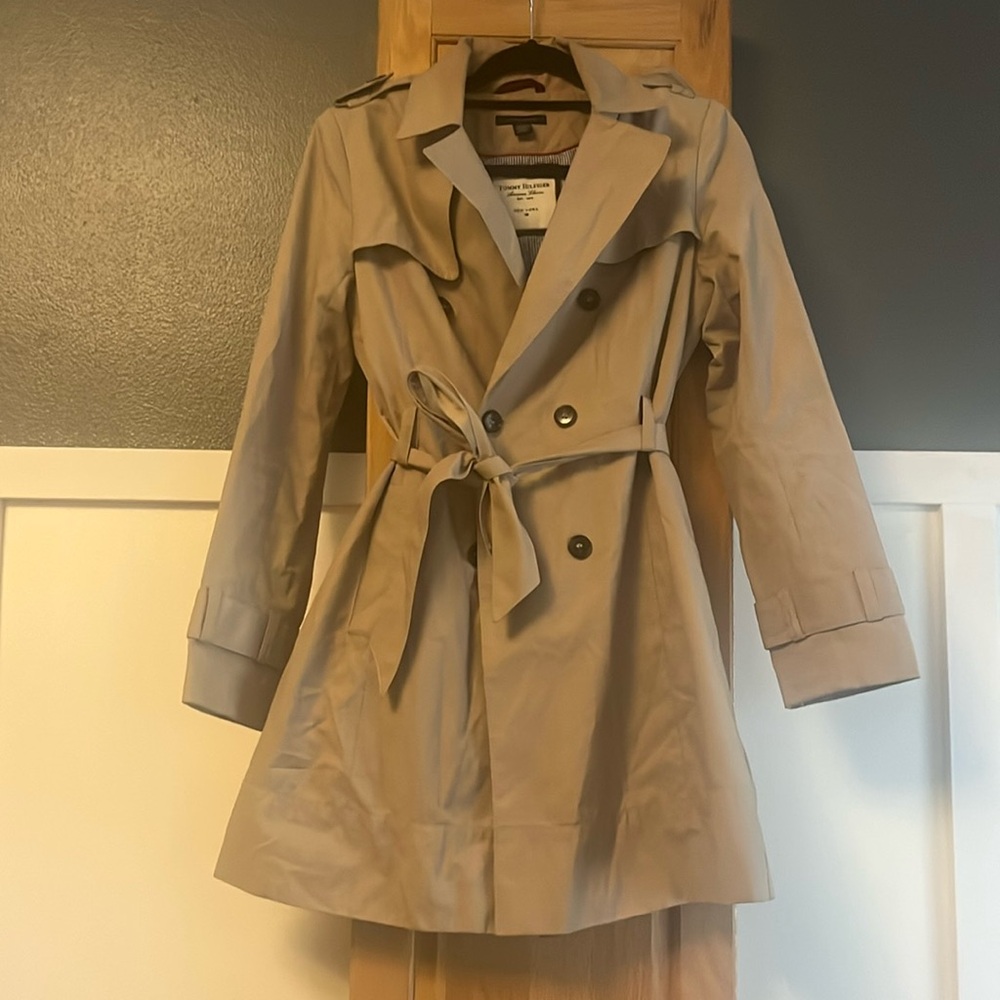 Tommy Hilfiger trench coat, size M